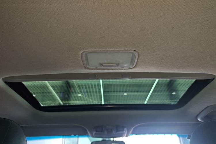 Used Hyundai Elantra (6th Generation / Lingdong) 2016 1.6L Automatic ZhiXuan – Elite Version Headliner