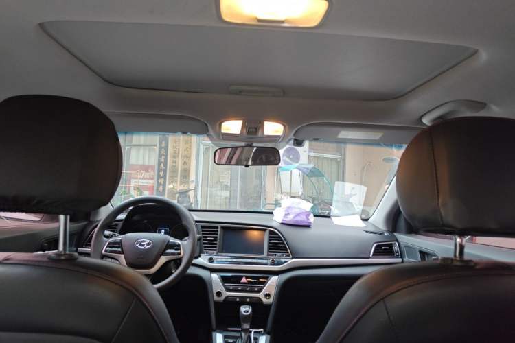Used Hyundai Elantra (6th Generation / Lingdong) 2016 1.6L Automatic ZhiXuan – Elite Version Headliner