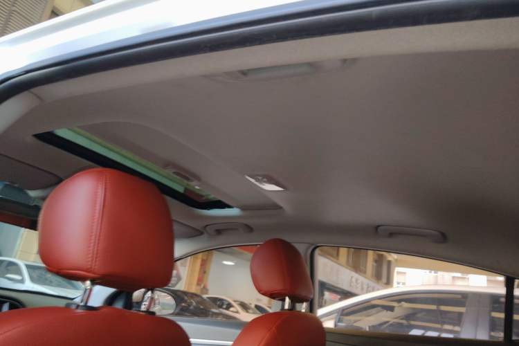 Used Hyundai Elantra (6th Generation / Lingdong) 2016 1.6L Automatic ZhiXuan – Elite Version Headliner