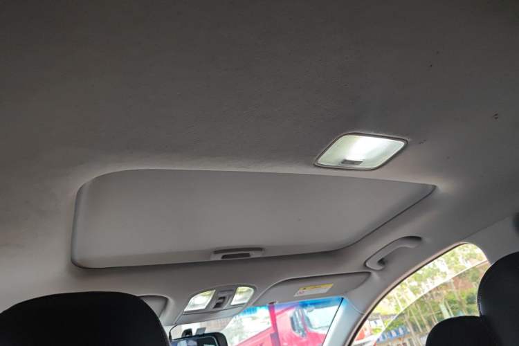 Used Hyundai Elantra (6th Generation / Lingdong) 2016 1.6L Automatic ZhiXuan – Elite Version Headliner