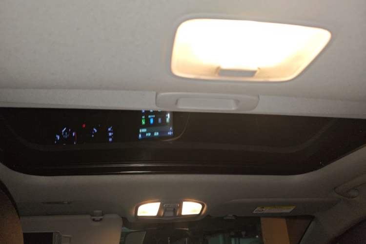 Used Hyundai Elantra (6th Generation / Lingdong) 2016 1.6L Automatic ZhiXuan – Elite Version Headliner