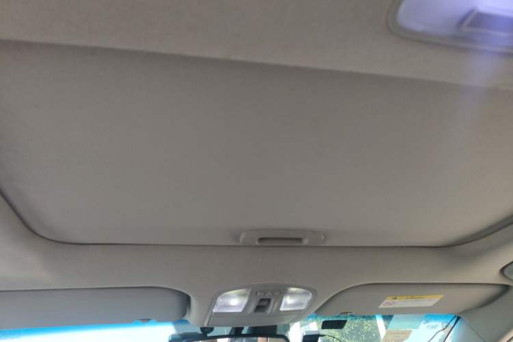 Used Hyundai Elantra (6th Generation / Lingdong) 2016 1.6L Automatic ZhiXuan · Flagship Edition Headliner