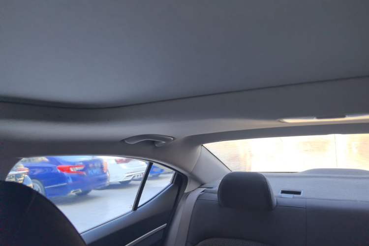 Used Hyundai Elantra (6th Generation / Lingdong) 2016 1.6L Automatic ZhiXuan – Elite Version Headliner