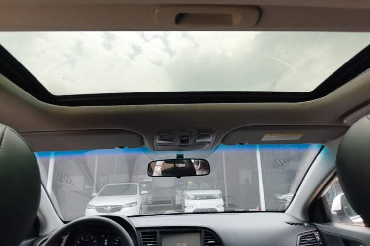 Used Hyundai Elantra (6th Generation / Lingdong) 2016 1.6L Automatic ZhiXuan – Elite Version Headliner
