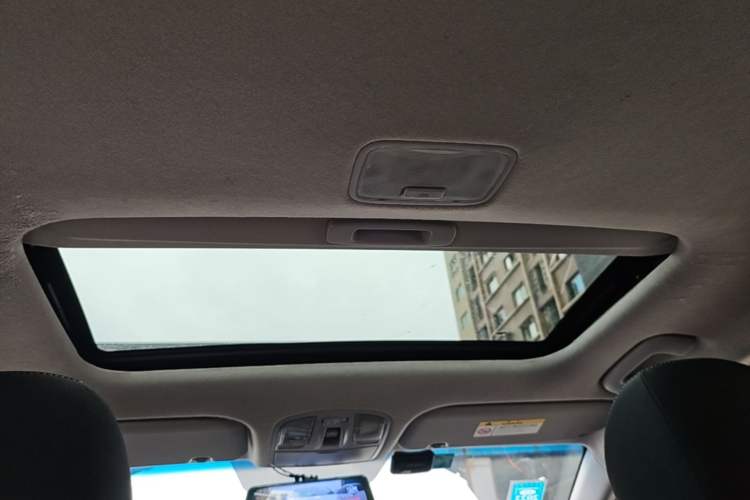 Used Hyundai Elantra (6th Generation / Lingdong) 2016 1.6L Automatic ZhiXuan – Elite Version Headliner