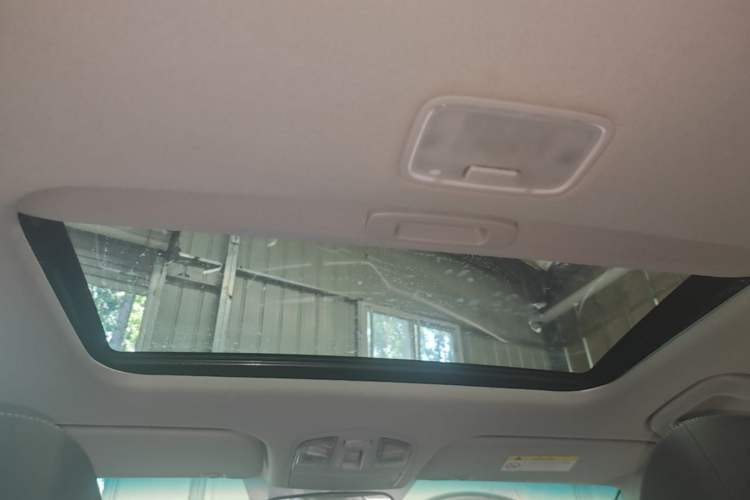 Used Hyundai Elantra (6th Generation / Lingdong) 2016 1.6L Automatic ZhiXuan – Elite Version Headliner