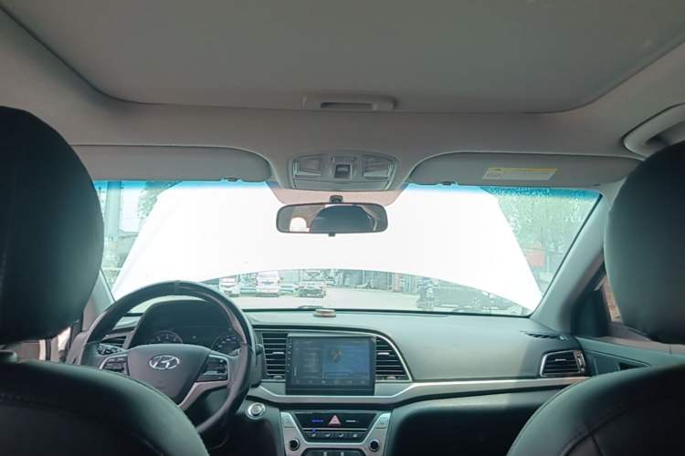 Used Hyundai Elantra (6th Generation / Lingdong) 2016 1.6L Automatic ZhiXuan – Elite Version Headliner