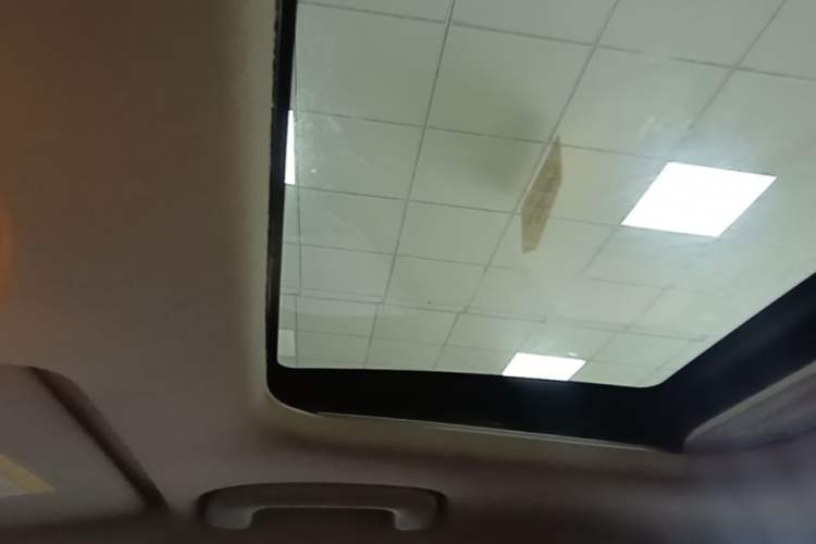 Used Hyundai Elantra (6th Generation / Lingdong) 2016 1.6L Automatic ZhiXuan – Elite Version Headliner