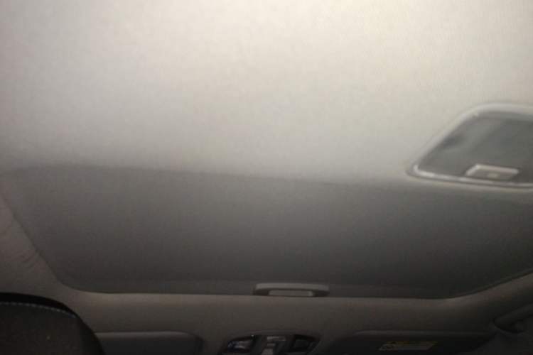 Used Hyundai Elantra (6th Generation / Lingdong) 2016 1.6L Automatic ZhiXuan – Elite Version Headliner