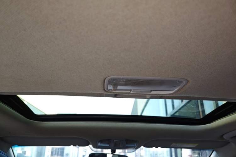 Used Hyundai Elantra (6th Generation / Lingdong) 2016 1.6L Automatic ZhiXuan – Elite Version Headliner