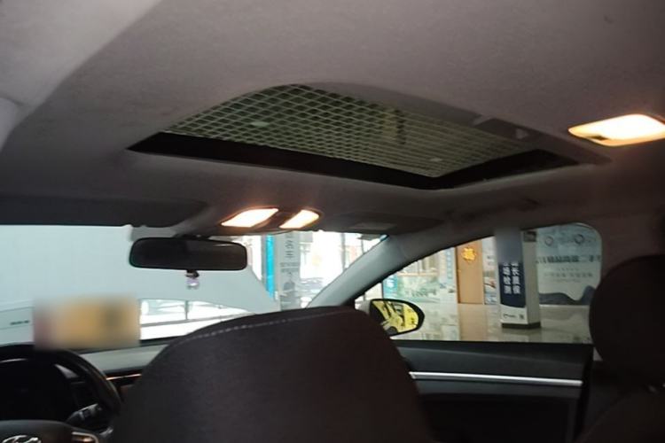 Used Hyundai Elantra (6th Generation / Lingdong) 2016 1.6L Automatic ZhiXuan – Elite Version Headliner