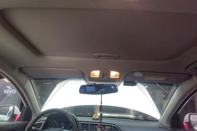 Used Hyundai Elantra (6th Generation / Lingdong) 2016 1.6L Automatic ZhiXuan – Elite Version Headliner