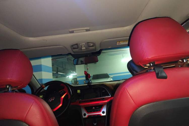 Used Hyundai Elantra (6th Generation / Lingdong) 2016 1.6L Automatic ZhiXuan – Elite Version Headliner