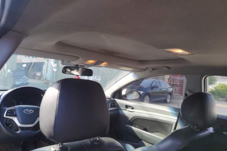 Used Hyundai Elantra (6th Generation / Lingdong) 2016 1.6L Automatic ZhiXuan – Elite Version Headliner