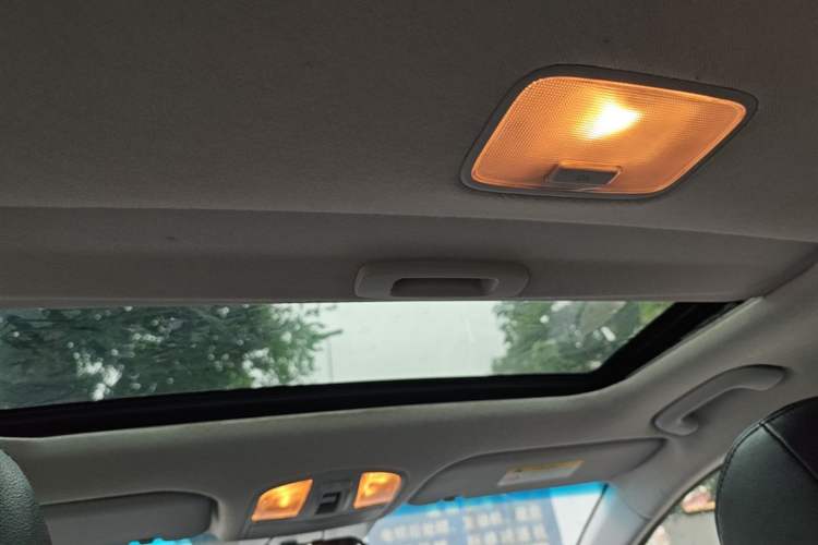 Used Hyundai Elantra (6th Generation / Lingdong) 2016 1.6L Automatic ZhiXuan – Elite Version Headliner