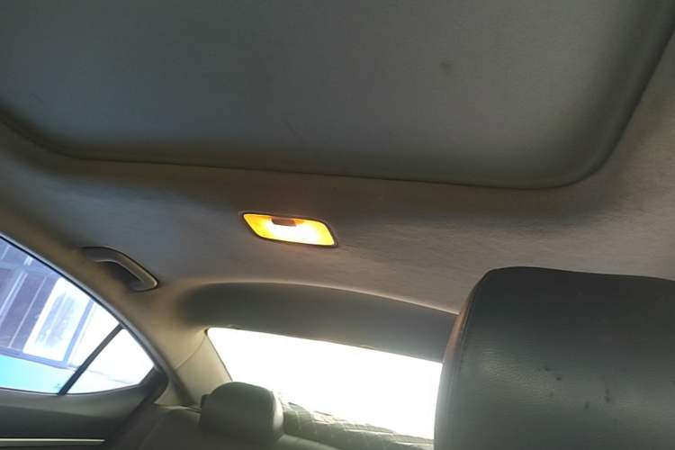 Used Hyundai Elantra (6th Generation / Lingdong) 2016 1.6L Automatic ZhiXuan – Elite Version Headliner