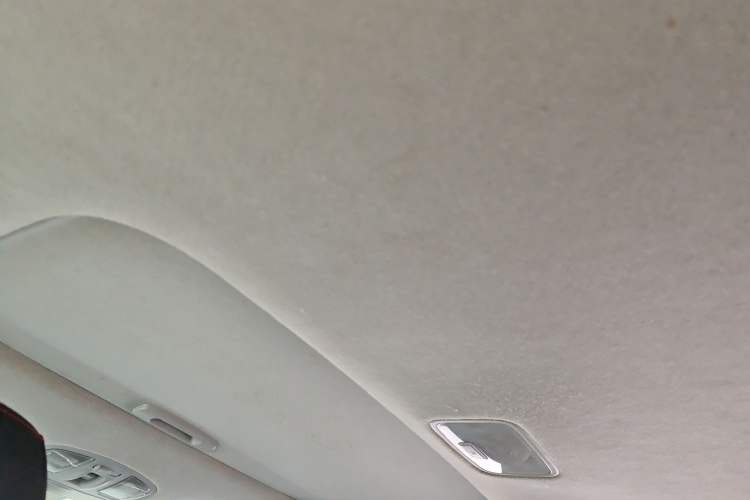 Used Hyundai Elantra (6th Generation / Lingdong) 2016 1.6L Automatic ZhiXuan – Elite Version Headliner