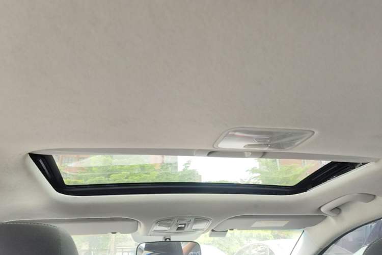 Used Hyundai Elantra (6th Generation / Lingdong) 2016 1.4T Dual-Clutch Xuan Dong · Dynamic Version Headliner