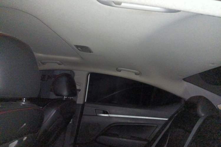 Used Hyundai Elantra (6th Generation / Lingdong) 2016 1.6L Automatic ZhiXuan – Elite Version Headliner