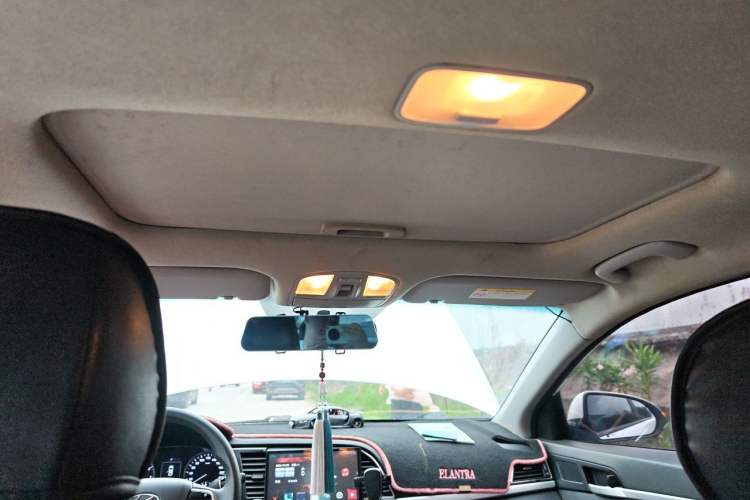 Used Hyundai Elantra (6th Generation / Lingdong) 2016 1.6L Manual ZhiXuan · Dynamic Model Headliner