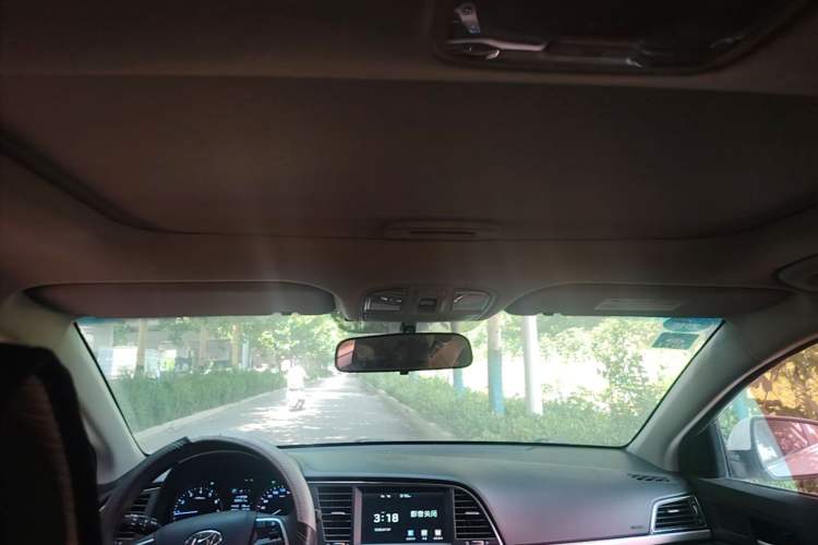 Used Hyundai Elantra (6th Generation / Lingdong) 2016 1.6L Automatic ZhiXuan – Elite Version Headliner
