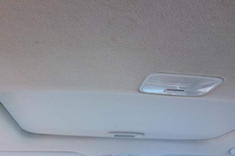Used Hyundai Elantra (6th Generation / Lingdong) 2016 1.6L Automatic ZhiXuan – Elite Version Headliner
