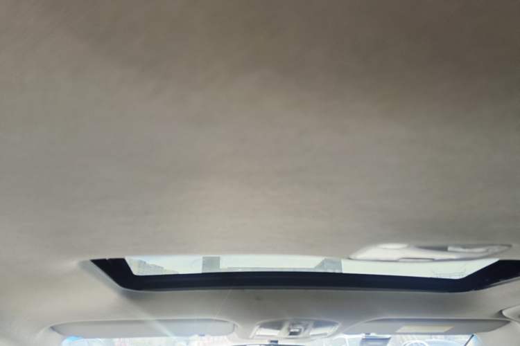 Used Hyundai Elantra (6th Generation / Lingdong) 2016 1.6L Automatic ZhiXuan – Elite Version Headliner