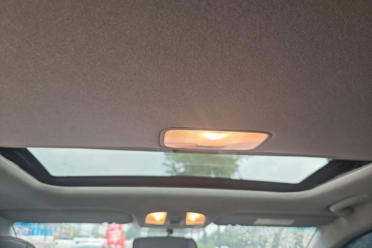 Used Hyundai Elantra (6th Generation / Lingdong) 2016 1.6L Automatic ZhiXuan – Elite Version Headliner