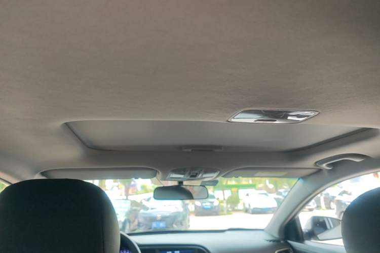Used Hyundai Elantra (6th Generation / Lingdong) 2016 1.6L Automatic ZhiXuan – Elite Version Headliner