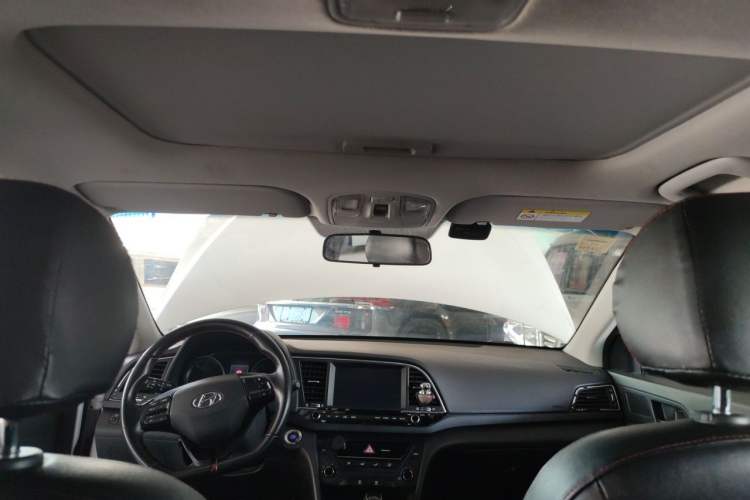 Used Hyundai Elantra (6th Generation / Lingdong) 2016 1.4T Dual-Clutch Xuan Dong · Dynamic Version Headliner
