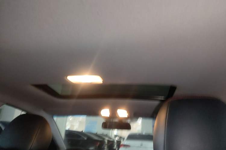 Used Hyundai Elantra (6th Generation / Lingdong) 2016 1.6L Automatic ZhiXuan – Elite Version Headliner