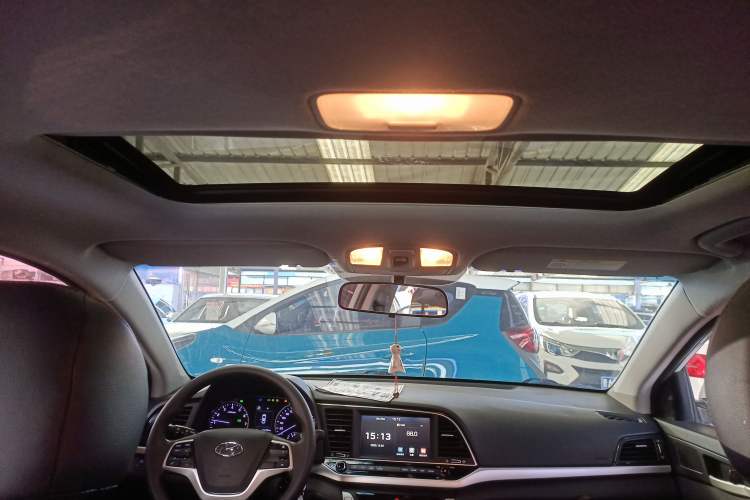 Used Hyundai Elantra (6th Generation / Lingdong) 2016 1.6L Automatic ZhiXuan – Elite Version Headliner