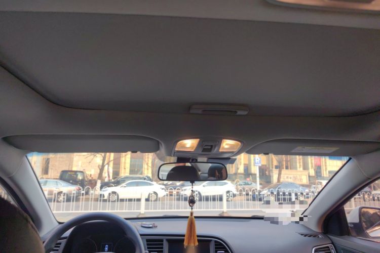Used Hyundai Elantra (6th Generation / Lingdong) 2016 1.6L Automatic ZhiXuan – Elite Version Headliner