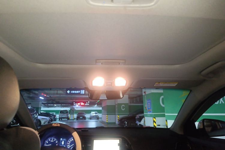 Used Hyundai Elantra (6th Generation / Lingdong) 2016 1.6L Automatic ZhiXuan · Luxury Version Headliner