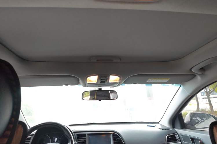 Used Hyundai Elantra (6th Generation / Lingdong) 2016 1.6L Automatic ZhiXuan – Elite Version Headliner