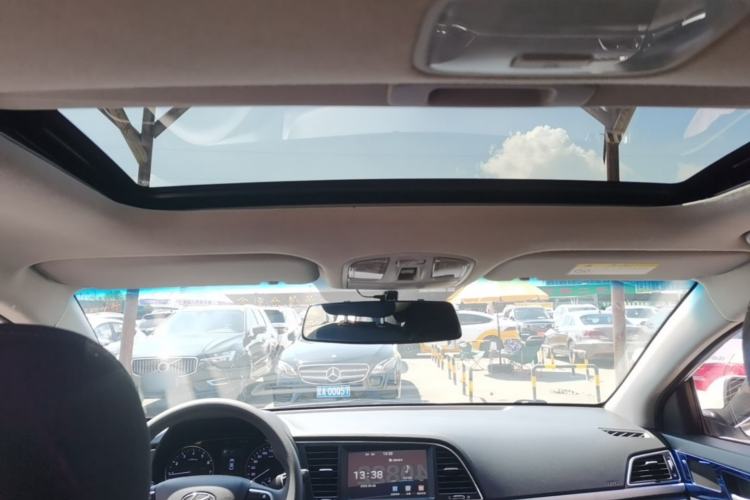 Used Hyundai Elantra (6th Generation / Lingdong) 2016 1.6L Automatic ZhiXuan – Elite Version Headliner