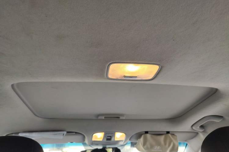 Used Hyundai Elantra (6th Generation / Lingdong) 2016 1.6L Automatic ZhiXuan – Elite Version Headliner