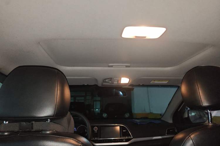 Used Hyundai Elantra (6th Generation / Lingdong) 2016 1.6L Automatic ZhiXuan – Elite Version Headliner