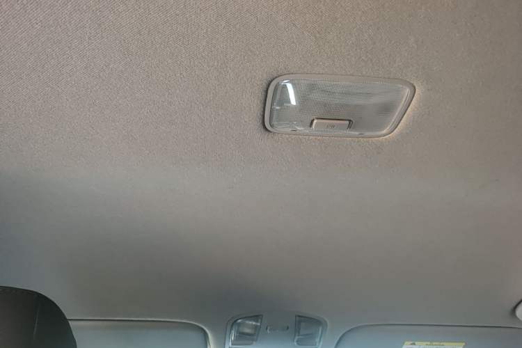 Used Hyundai Elantra (6th Generation / Lingdong) 2016 1.6L Manual ZhiXuan·Youth Edition Headliner