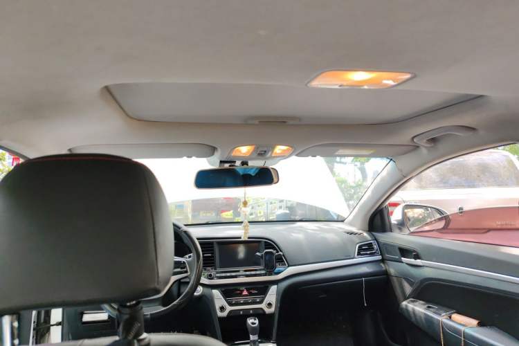 Used Hyundai Elantra (6th Generation / Lingdong) 2016 1.6L Automatic ZhiXuan – Elite Version Headliner