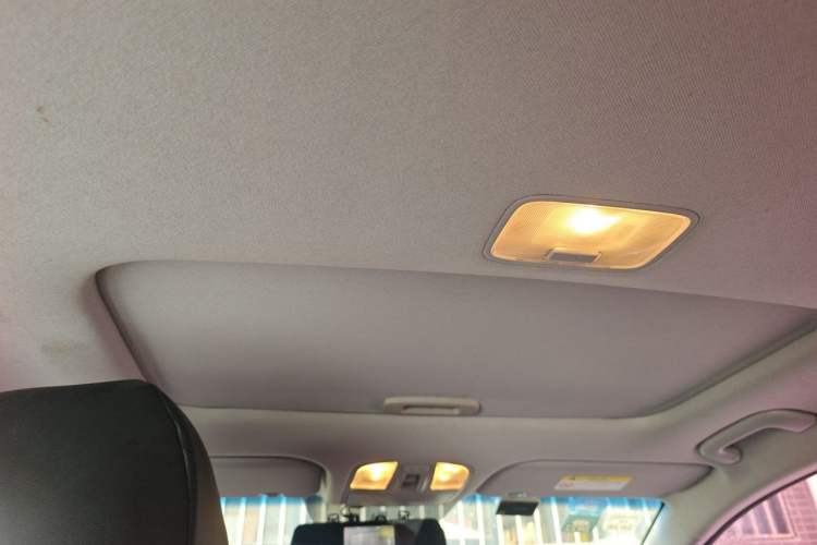 Used Hyundai Elantra (6th Generation / Lingdong) 2016 1.6L Automatic ZhiXuan – Elite Version Headliner