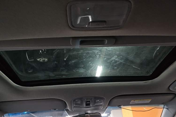 Used Hyundai Elantra (6th Generation / Lingdong) 2016 1.6L Automatic ZhiXuan – Elite Version Headliner