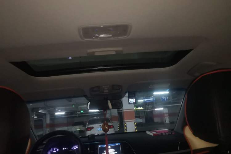Used Hyundai Elantra (6th Generation / Lingdong) 2016 1.6L Automatic ZhiXuan – Elite Version Headliner