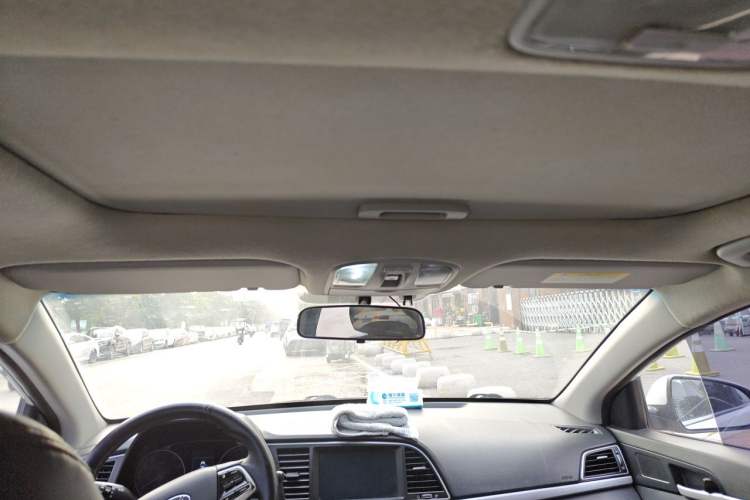 Used Hyundai Elantra (6th Generation / Lingdong) 2016 1.6L Automatic ZhiXuan – Elite Version Headliner