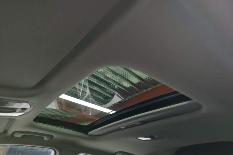 Used Hyundai Elantra (6th Generation / Lingdong) 2016 1.6L Automatic ZhiXuan – Elite Version Headliner