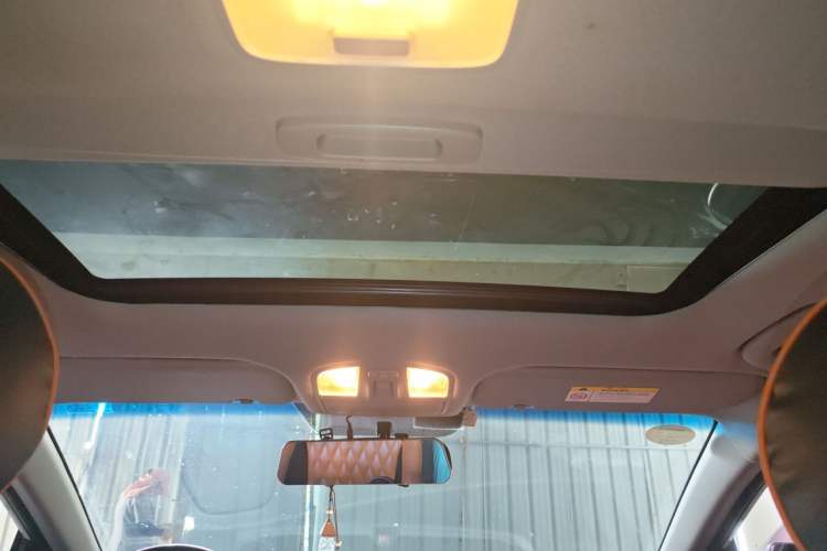 Used Hyundai Elantra (6th Generation / Lingdong) 2016 1.6L Automatic ZhiXuan – Elite Version Headliner