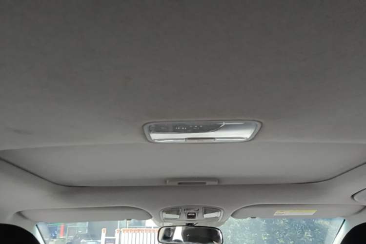 Used Hyundai Elantra (6th Generation / Lingdong) 2016 1.6L Automatic ZhiXuan – Elite Version Headliner