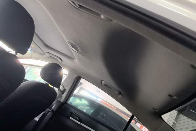 Used Hyundai Elantra (6th Generation / Lingdong) 2016 1.6L Automatic ZhiXuan – Elite Version Headliner