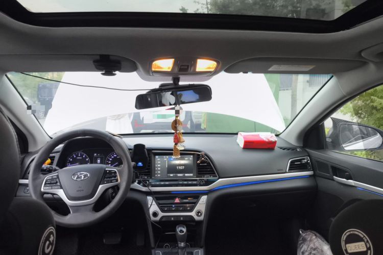 Used Hyundai Elantra (6th Generation / Lingdong) 2016 1.6L Automatic ZhiXuan – Elite Version Headliner