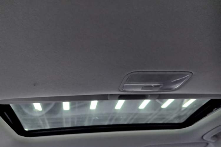 Used Hyundai Elantra (6th Generation / Lingdong) 2016 1.6L Automatic ZhiXuan – Elite Version Headliner